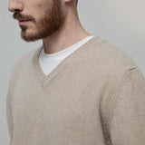 Maglione Scollo a V Uomo Cashmere Riciclato Flavio - Rifò Lab Moda circolare made in Italy
Beige Sabbia