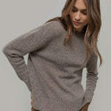 Maglia Donna Cashmere Rigenerato Eloisa Beige - Rifò Lab Moda circolare made in Italy