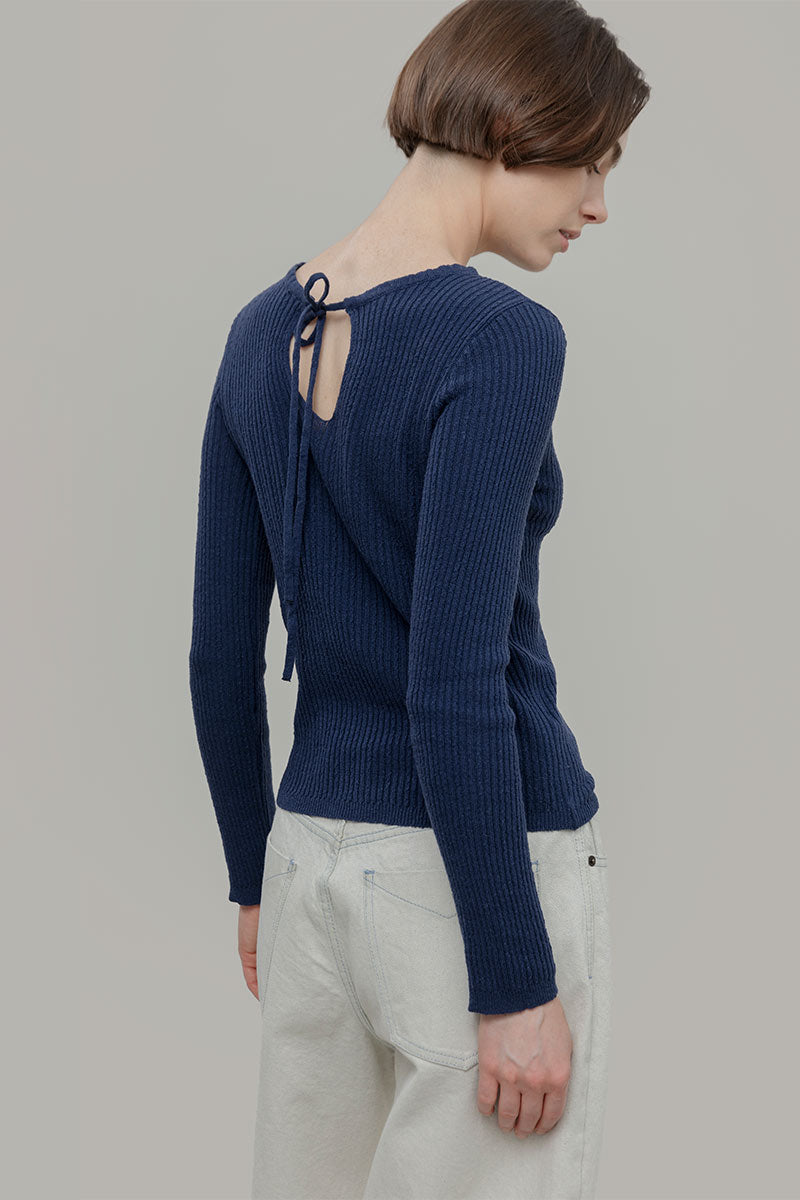 Maglia Seta Donna Nausicaa - Maglia scollo a barca con fiocco donna seta rigenerata - Rifò moda circolare made in Italy