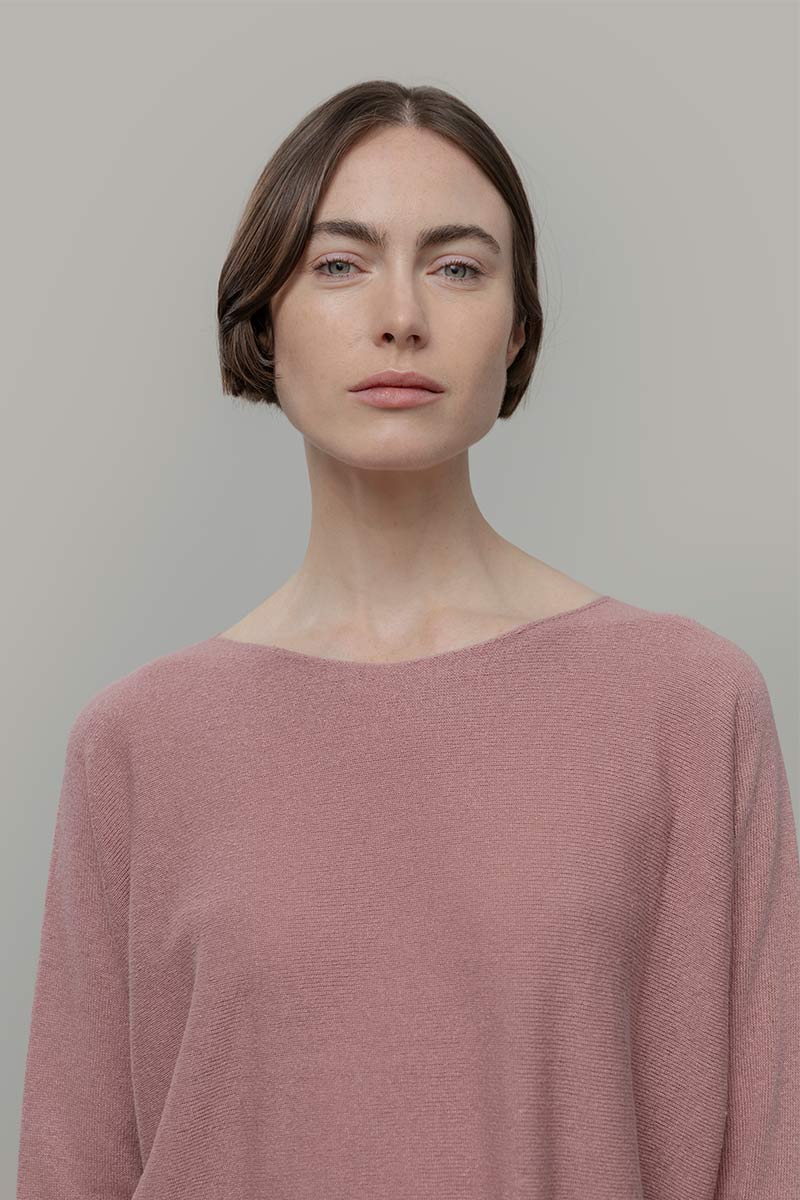 Maglia Seta Donna Daya - Maglia scollo a barca donna seta rigenerata - Rifò moda circolare made in Italy