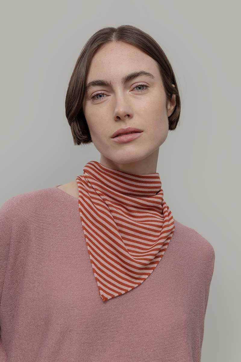 Maglia Seta Donna Daya - Maglia scollo a barca donna seta rigenerata - Rifò moda circolare made in Italy