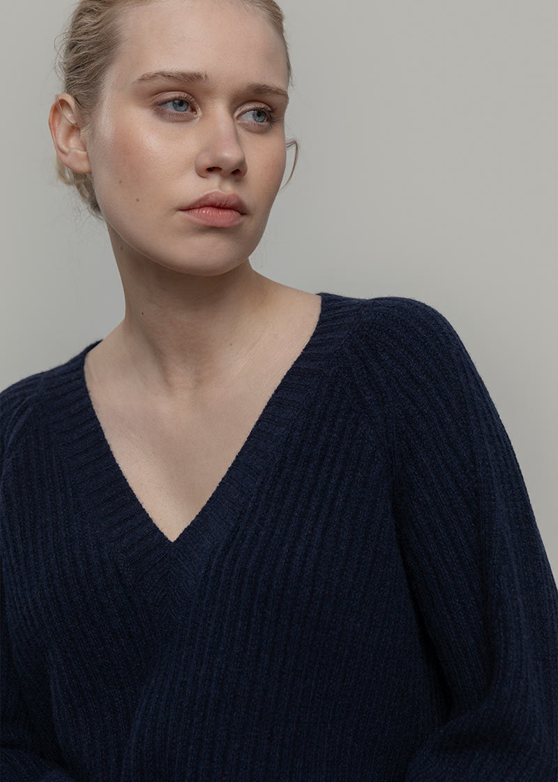 Maglia Scollo a V Donna Lana Manon - Rifò Lab Moda circolare made in Italy