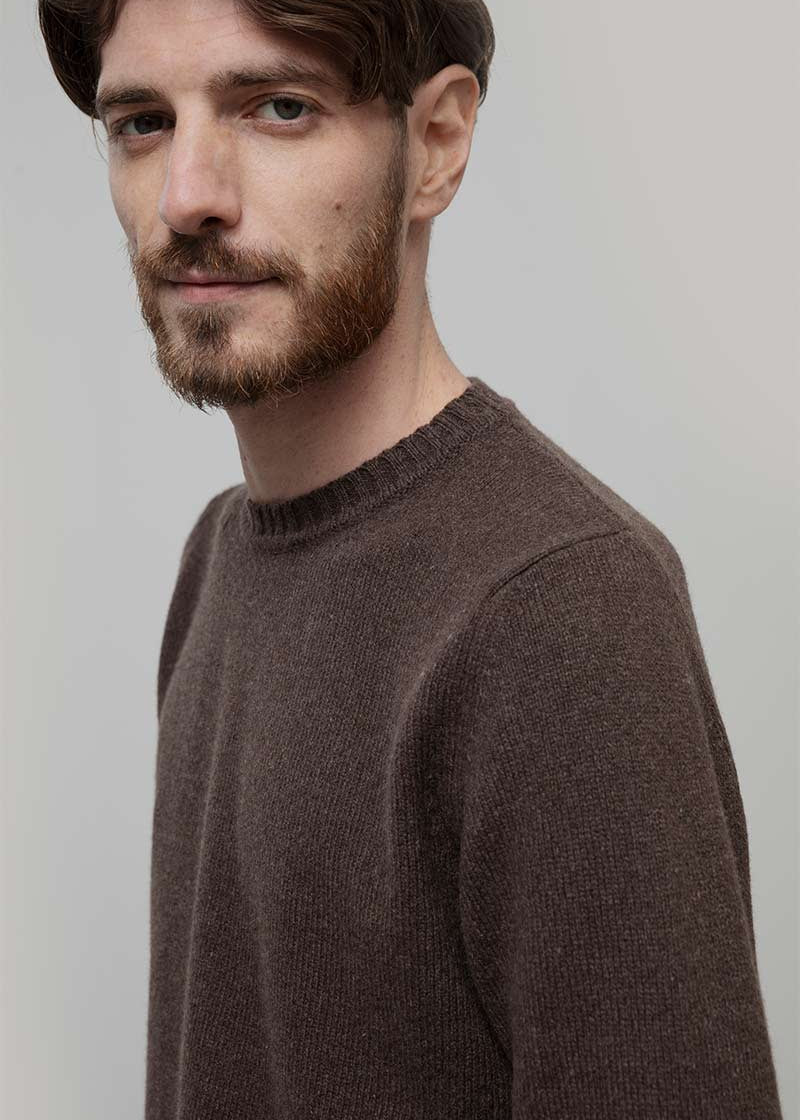 Maglione Cashmere Girocollo Uomo Romeo - Rifò Lab Moda circolare made in Italy
Marrone Corteccia
