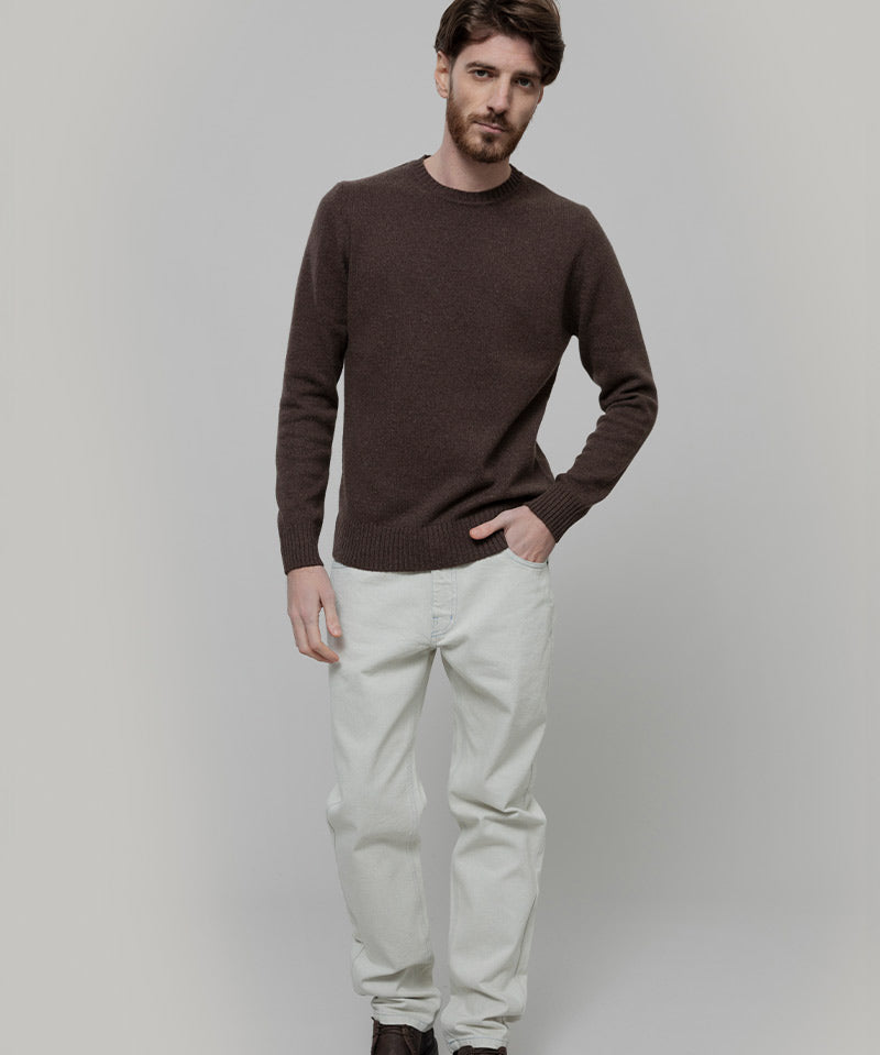 maglia-uomo-cashmere-rigenerato-romeo-4_ddf6458e-ce11-4661-b7c6-0b50297bd75e
