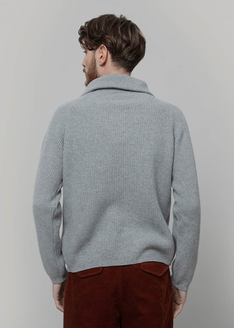 Maglione con Zip Uomo Lana Rigenerata Stefano - Rifò Lab Moda circolare made in Italy
Grigio Calce