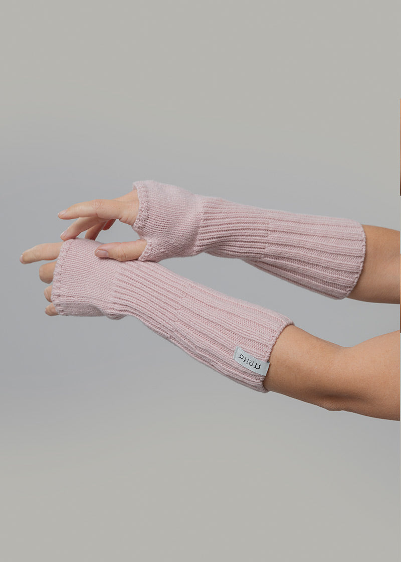 Manicotti Cashmere Rigenerato Tamara - Rifò Lab Moda circolare made in Italy