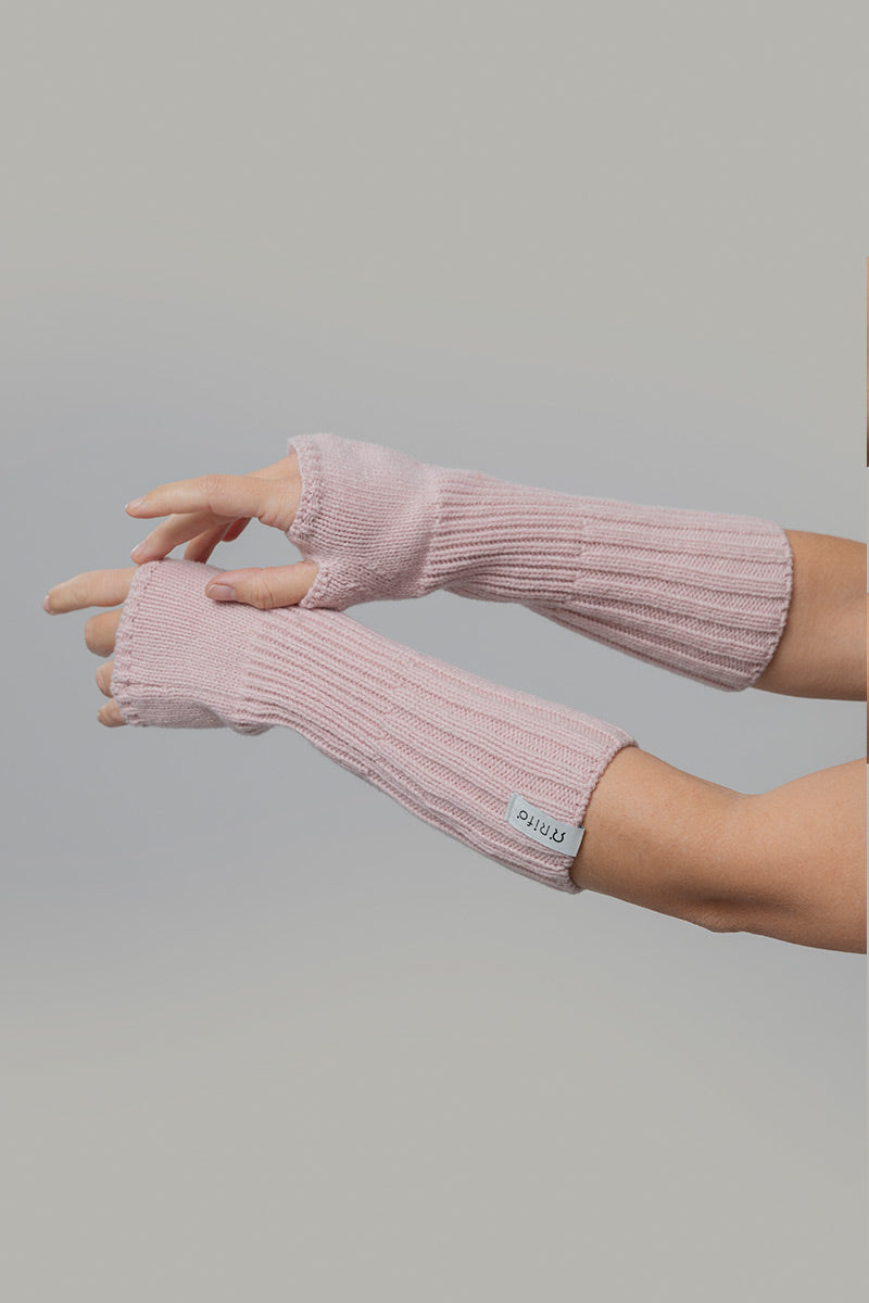 Manicotti Cashmere Rigenerato Tamara - Rifò Lab Moda circolare made in Italy