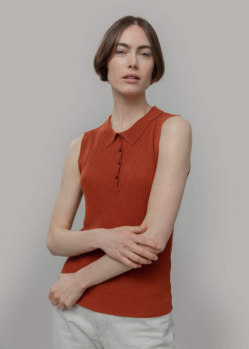 Maglia Polo Donna Senza Maniche Viscosa Rosa Blanca - Rifò Lab Moda circolare made in Italy