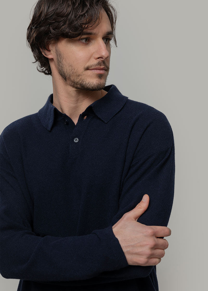 polo-uomo-cashmere-rigenerato-ezio-blu - Rifò Lab Moda circolare made in Italy 