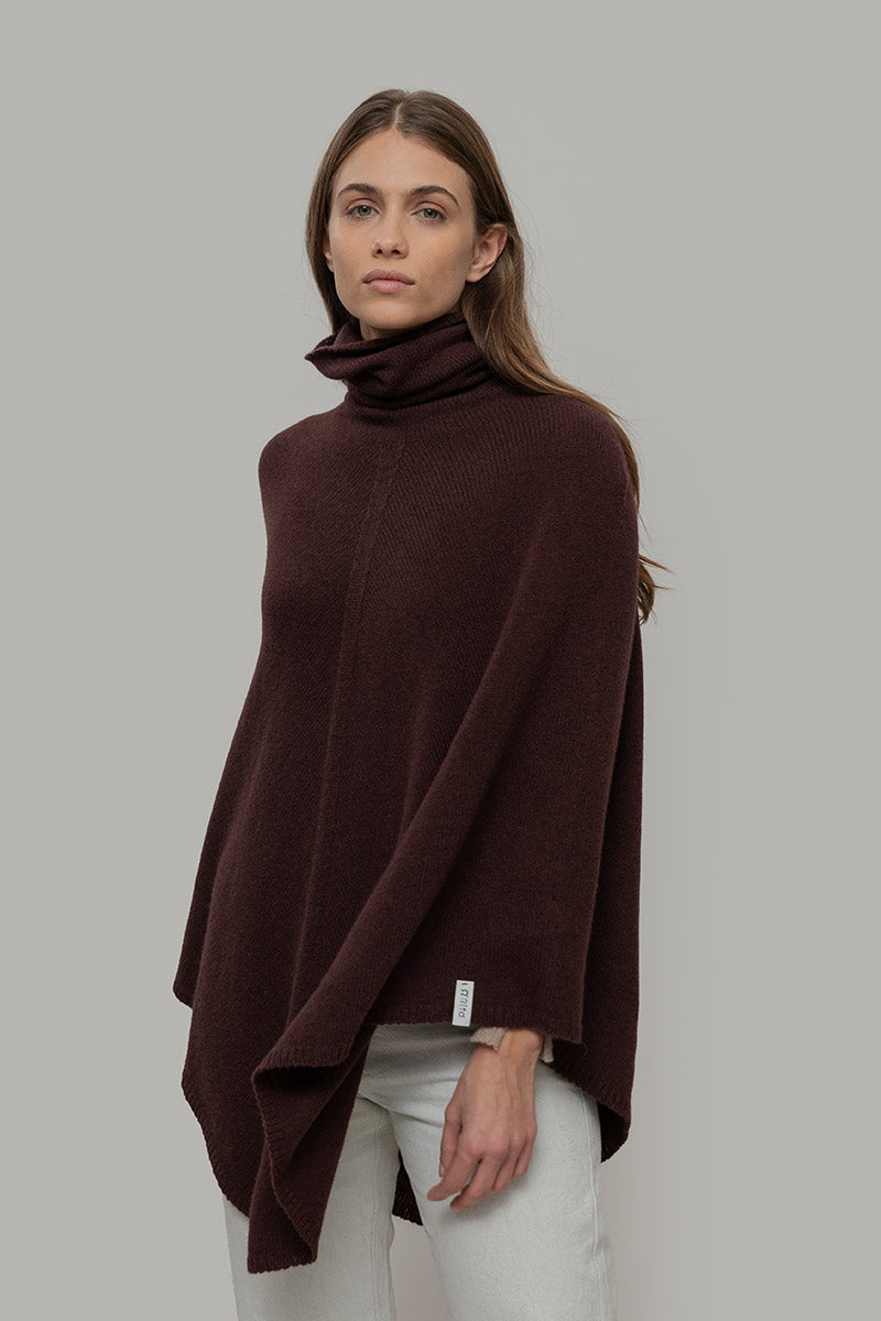 Poncho Donna Cashmere Rigenerato Elisabetta Marrone - Rifò Lab Moda circolare made in Italy