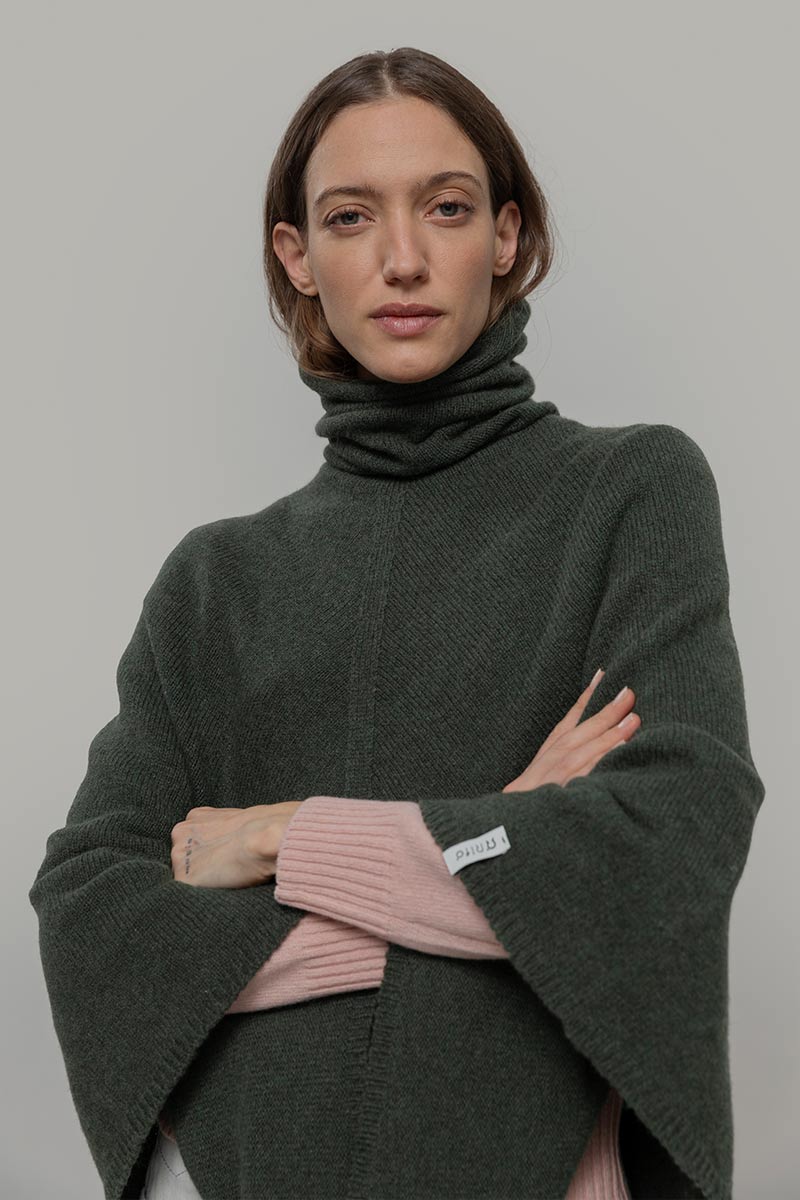 Women Recycled Cashmere Poncho Elisabetta Green - Rifò