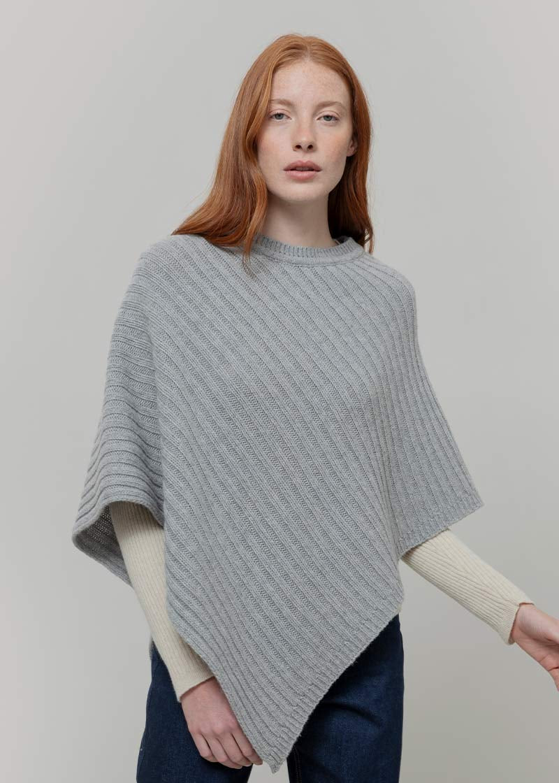 Poncho Donna Lana Rigenerata Mantella Linda - Rifò
Grigio Calce