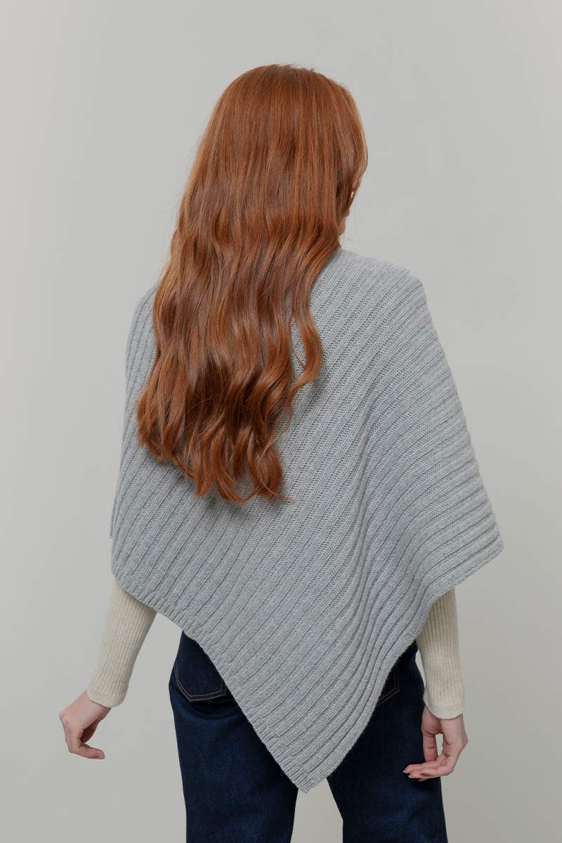 Poncho Donna Lana Rigenerata Mantella Linda - Rifò
Grigio Calce
