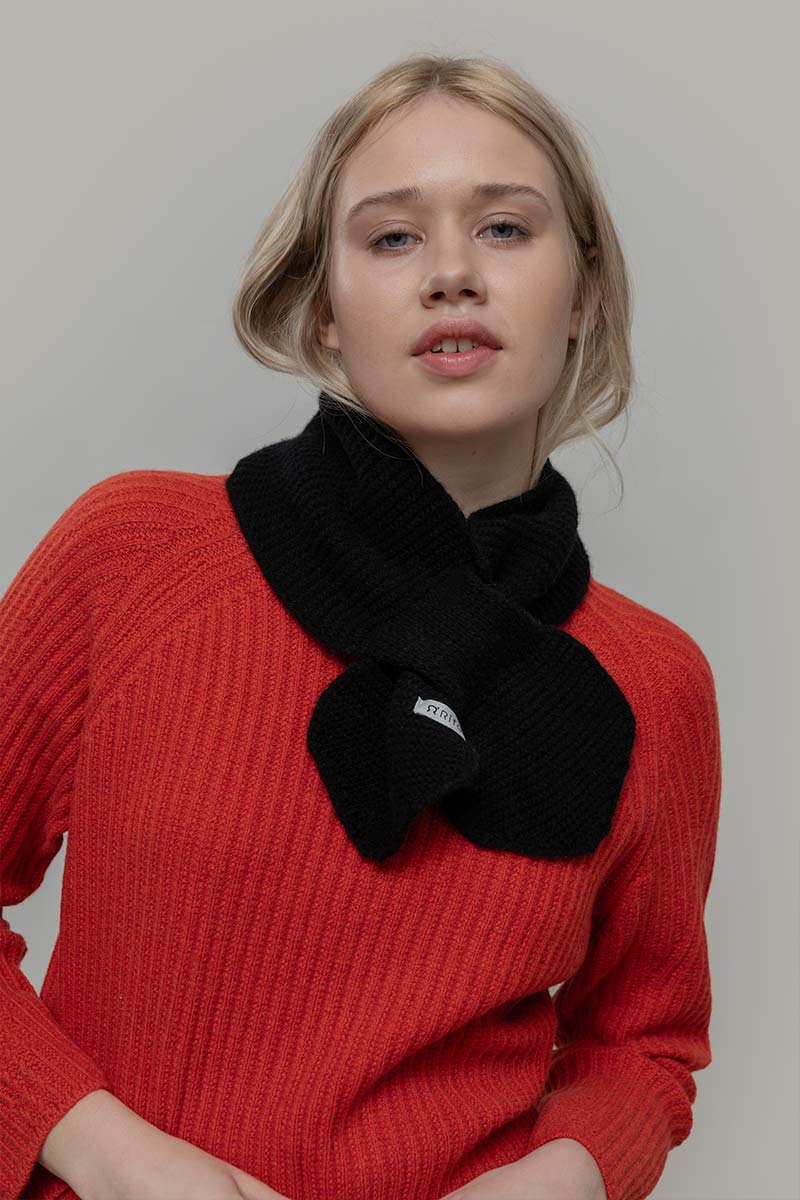 Sciarpa Fiocco Donna Cashmere Rigenerato Britta - Rifò Lab Moda circolare made in Italy