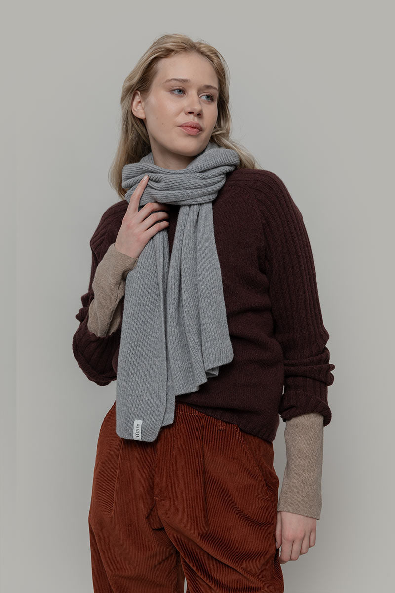 Sciarpa Costine cashmere rigenerato Federico - Rifò Lab Moda circolare made in Italy
