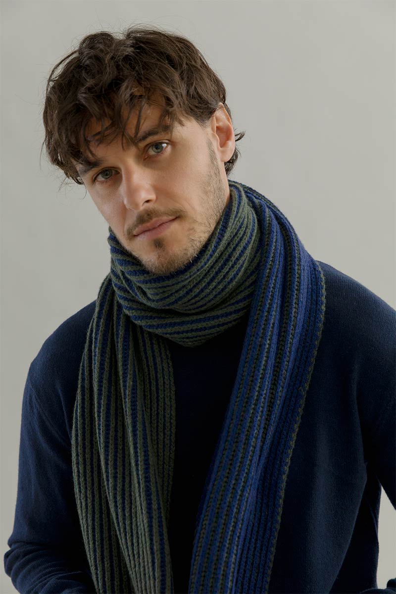 Sciarpa Cashmere Donna Uomo Rigenerato Verde Blu Julia - Rifò Lab Moda circolare made in Italy