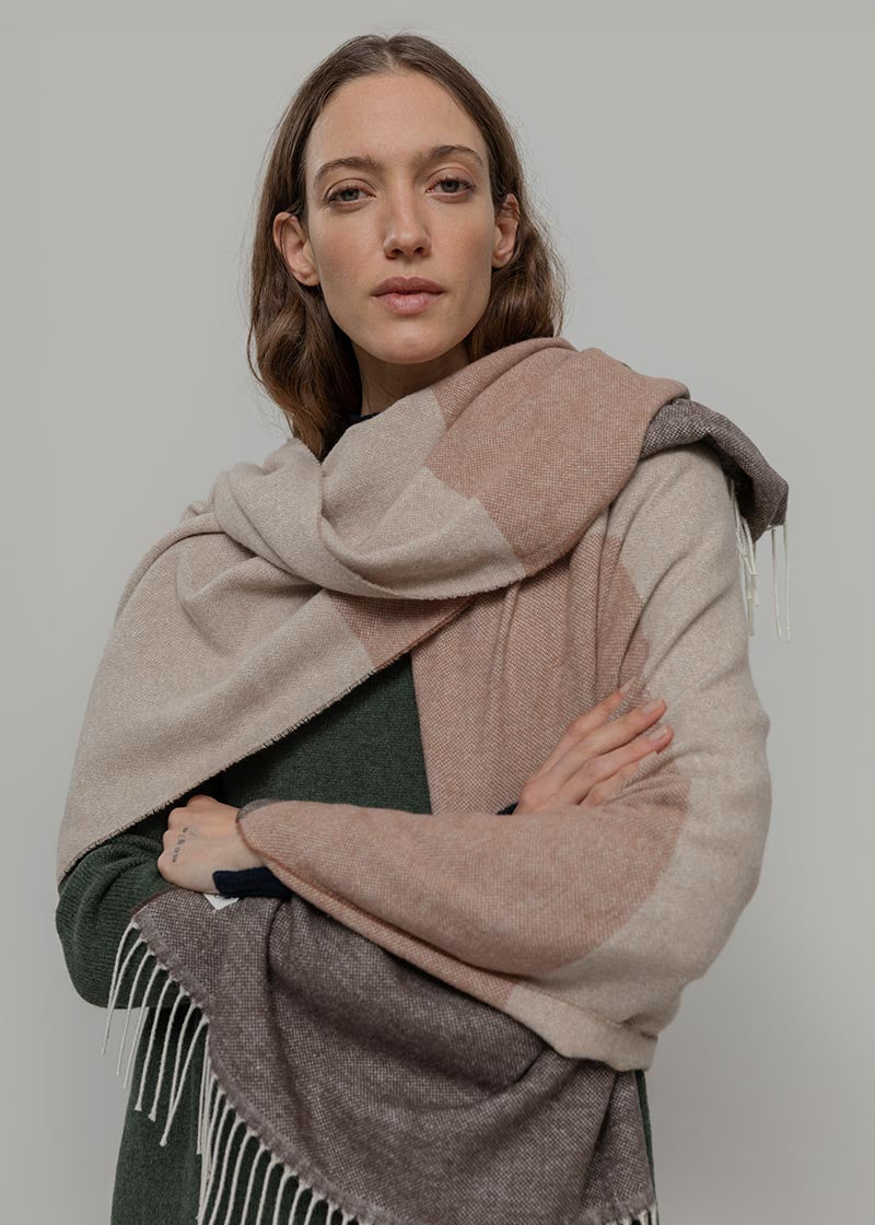 Stola Scialle Donna Cotone Rigenerato Noemi- Rifò Lab Moda circolare made in Italy 