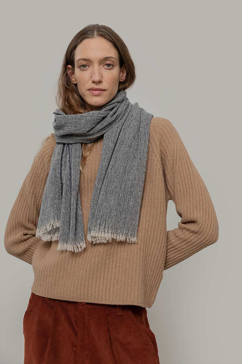 Stola Donna Uomo Pashmina Cashmere Rigenerato Zefiro - Rifò Lab Moda circolare made in Italy